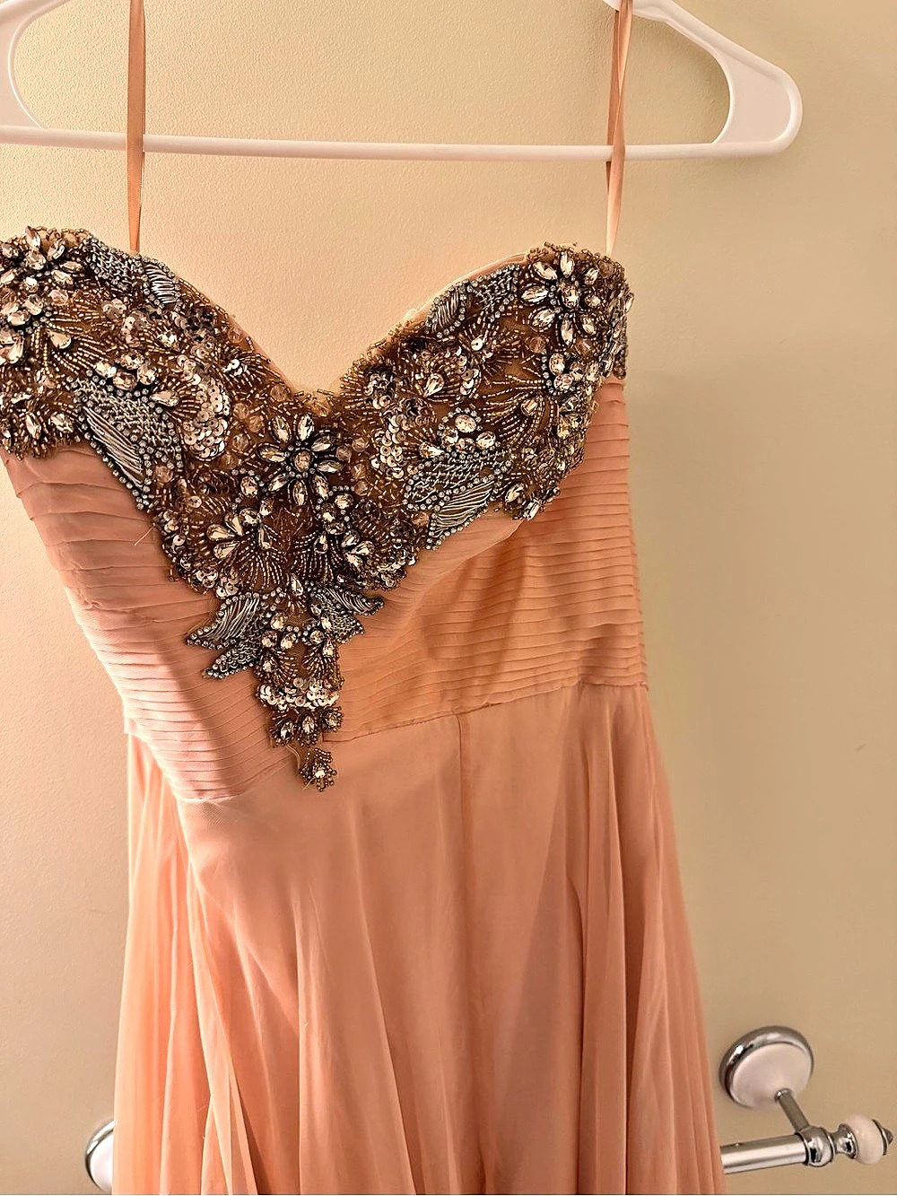 Jovani Beaded Pleated Maxi Dress in Pink Size 4 Like New - Picture 2 of 6